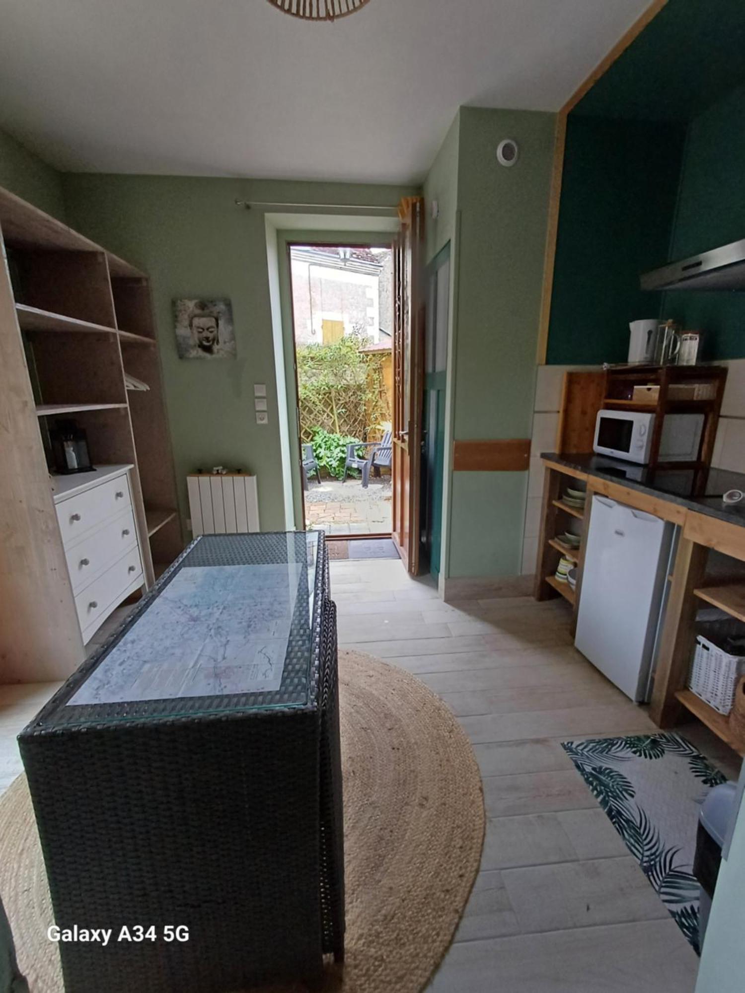 L'Intervalle Des 18 Chateaux Saint-Georges-sur-Cher Eksteriør bilde